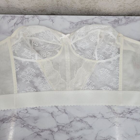 Hanes Vintage Longline Elegant Floral White Lace and Mesh Bra with Boning - Picture 5 of 15